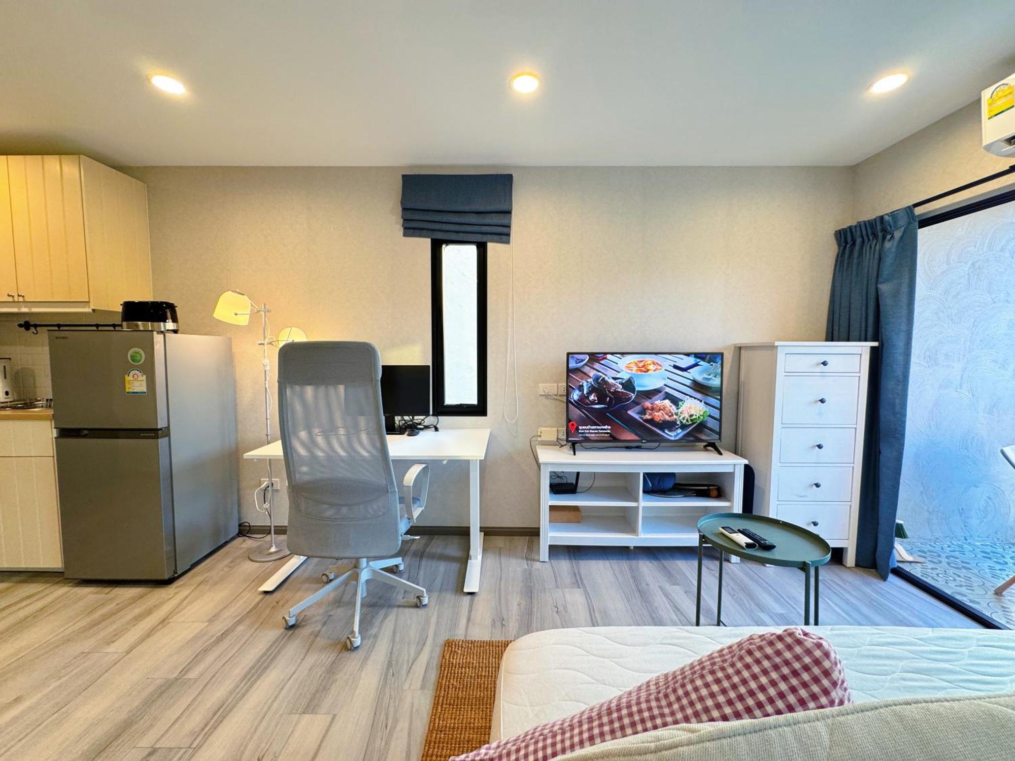 Digital Nomad Home Away With Pool & Gym Nai Yang Beach Exteriör bild