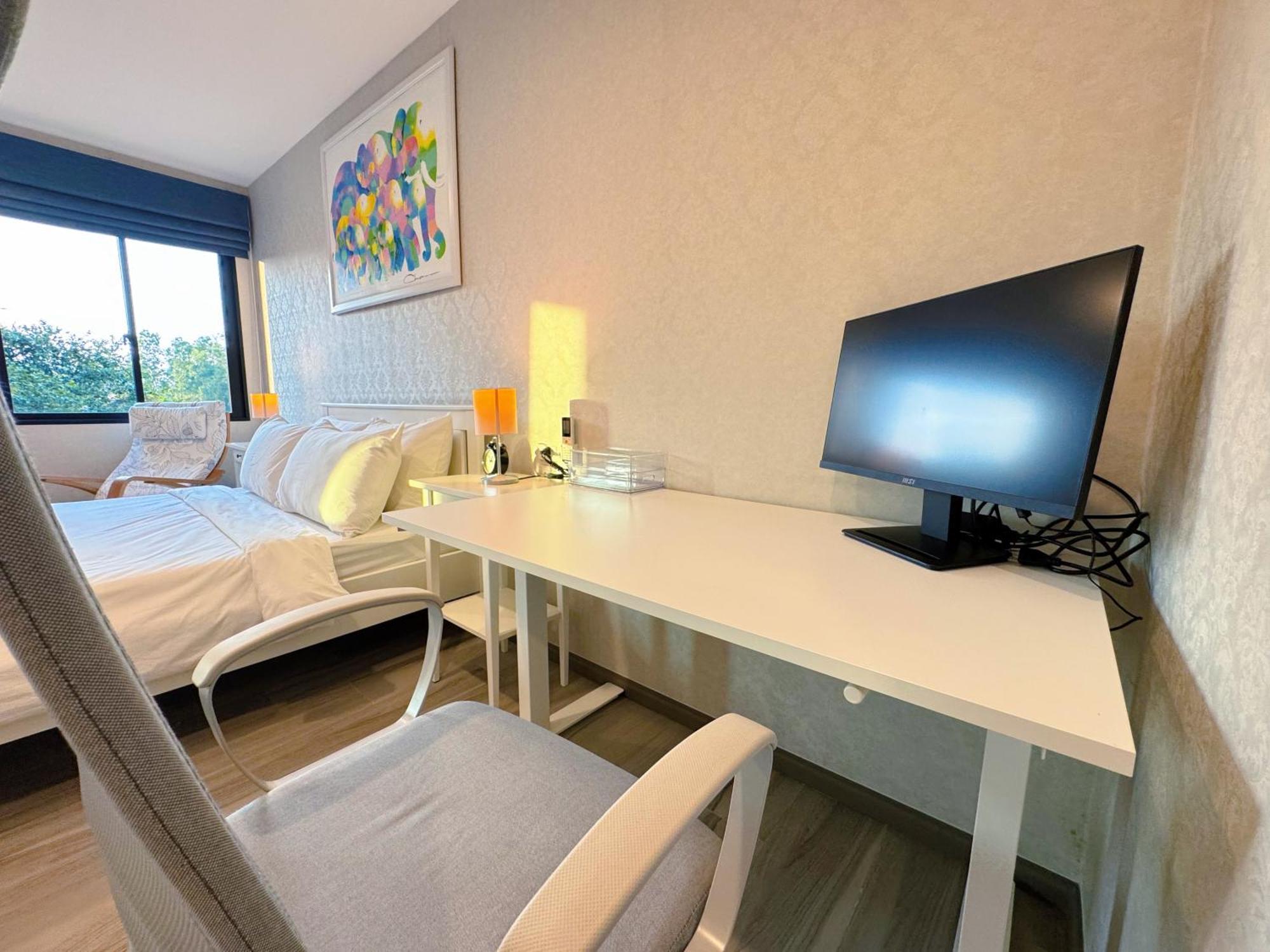 Digital Nomad Home Away With Pool & Gym Nai Yang Beach Exteriör bild