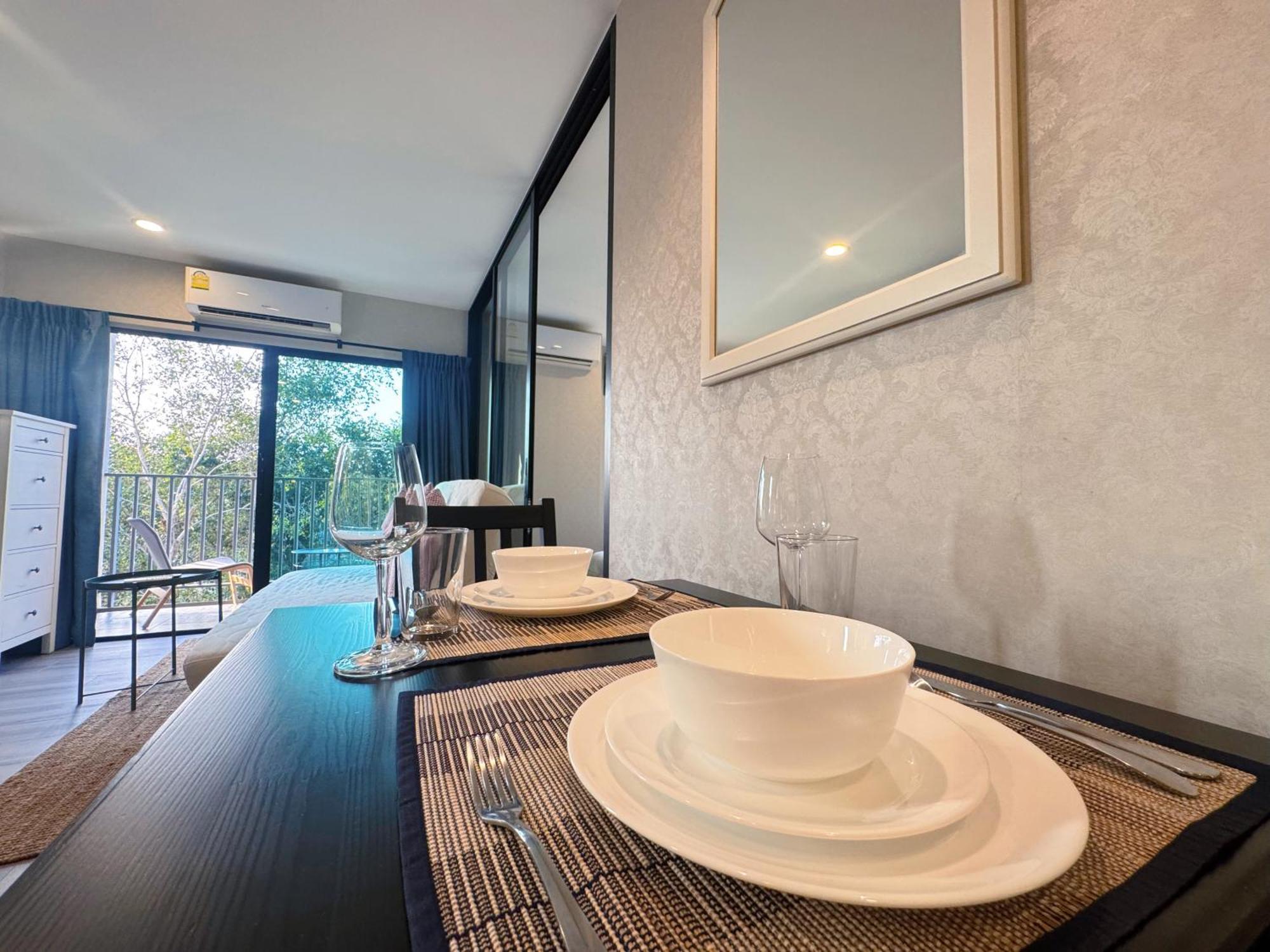 Digital Nomad Home Away With Pool & Gym Nai Yang Beach Exteriör bild