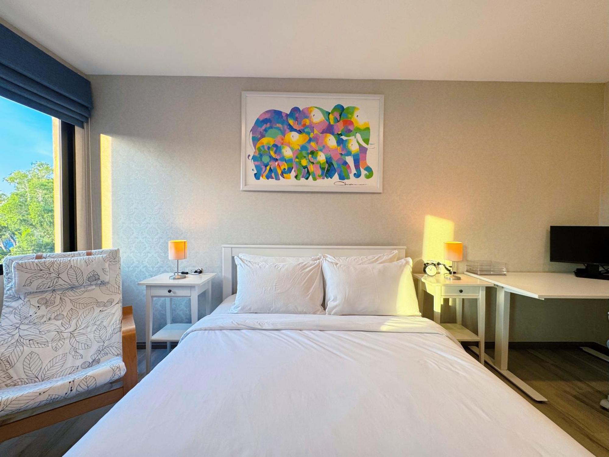 Digital Nomad Home Away With Pool & Gym Nai Yang Beach Exteriör bild