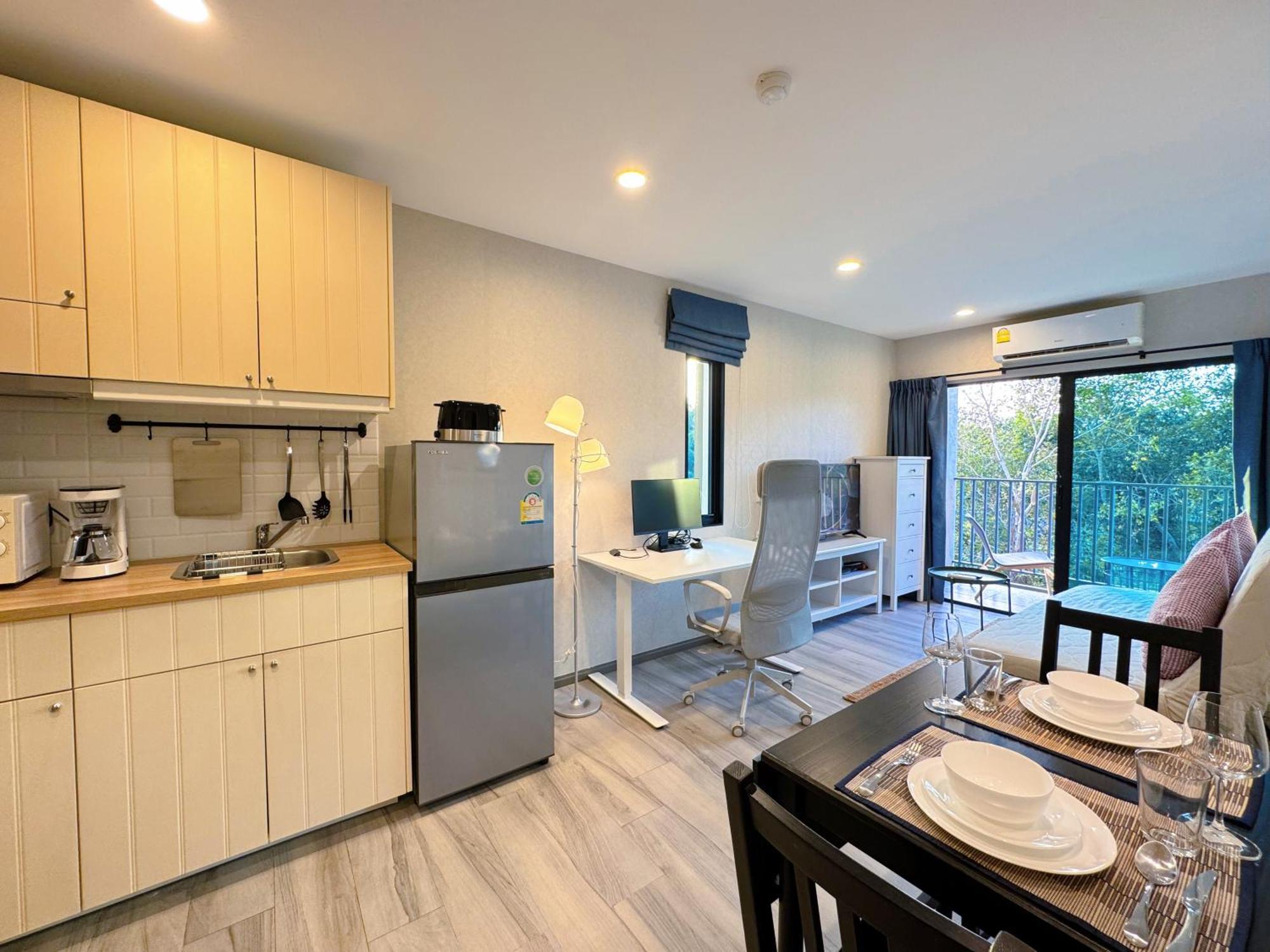 Digital Nomad Home Away With Pool & Gym Nai Yang Beach Exteriör bild